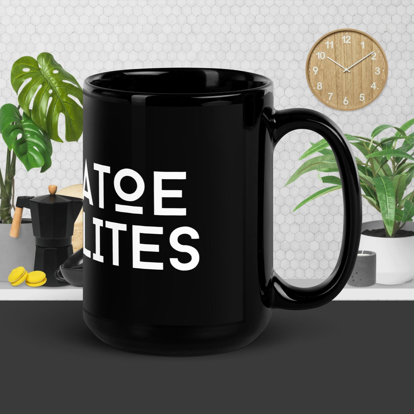Latoe Elites, Black Glossy Mug